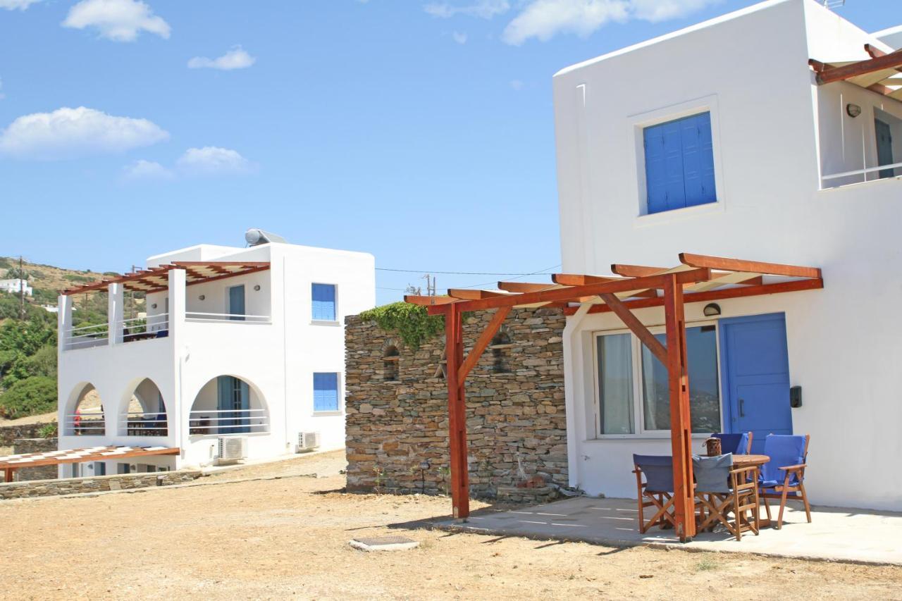 St George Village バトシ エクステリア 写真